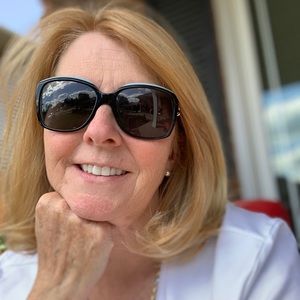 Meet your Posher, Jeanie